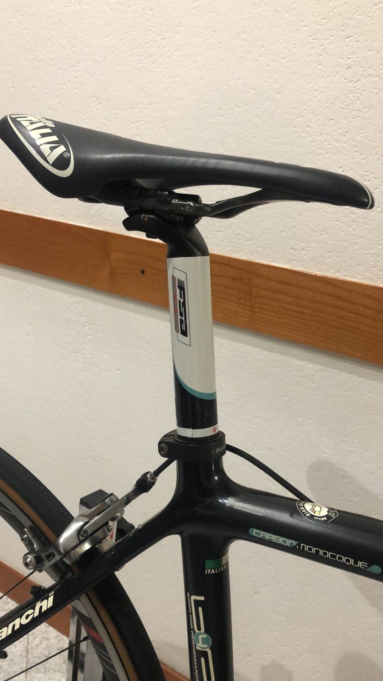 Used Bianchi SRAM Force/Rival 22EPro 2016 Road & Gravel, Black — image 3 of 6