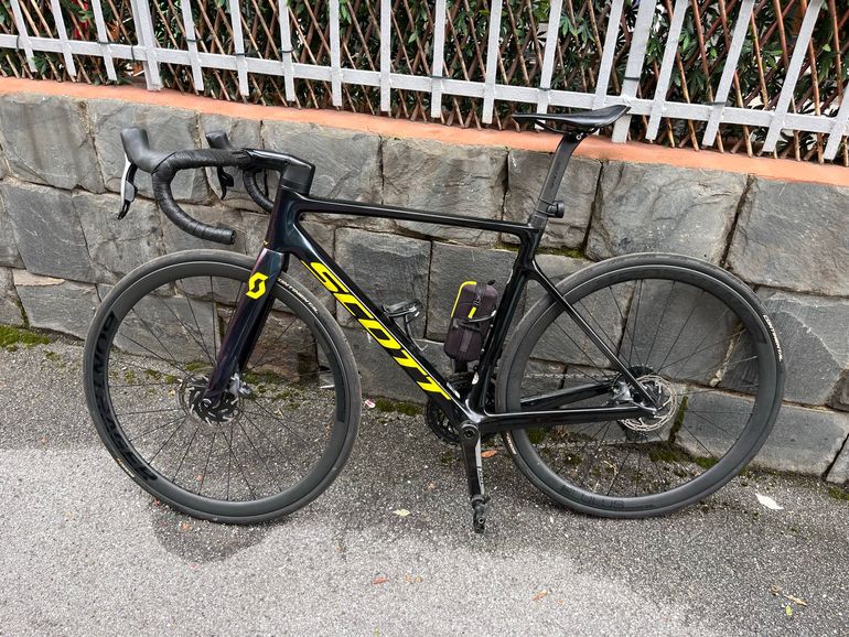 Used Scott Addict Frameset 2020 Road & Gravel — image 2 of 3