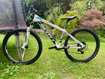Used Scott Scale JR 26 2017 2017 Youth, Weiß — image 2 of 10