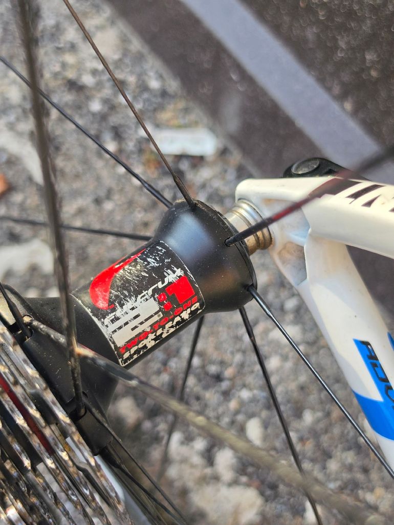 Used Giant Giant TCR Advanced SL 0 Carbonio 2013 Road & Gravel — image 14 of 15