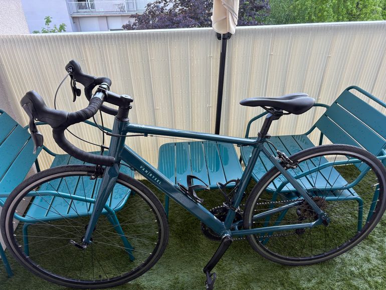 Used Van rysel VÉLO ROUTE REGULAR TRIBAN MICROSHIFT - VERT FEMME 2023 Road & Gravel, Green — image 7 of 7