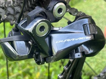 Used Trek Émonda SLR 9 Disc 2019 2019 Road & Gravel, Red — image 5 of 34