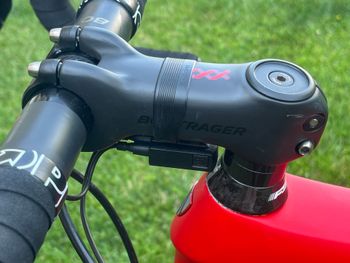 Used Trek Émonda SLR 9 Disc 2019 2019 Road & Gravel, Red — image 14 of 34