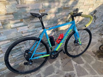 Käytetty Canyon Inflite AL SLX 8.0 Pro Race 2018 2018 Road & Gravel