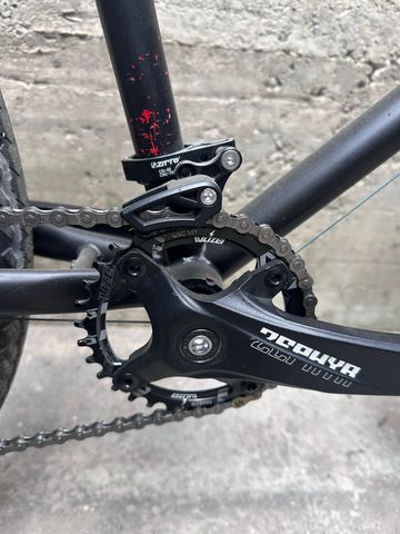 Used Colnago Custom Shimano Altus 2000 Mountainbike, Black, 26 — image 9 of 12