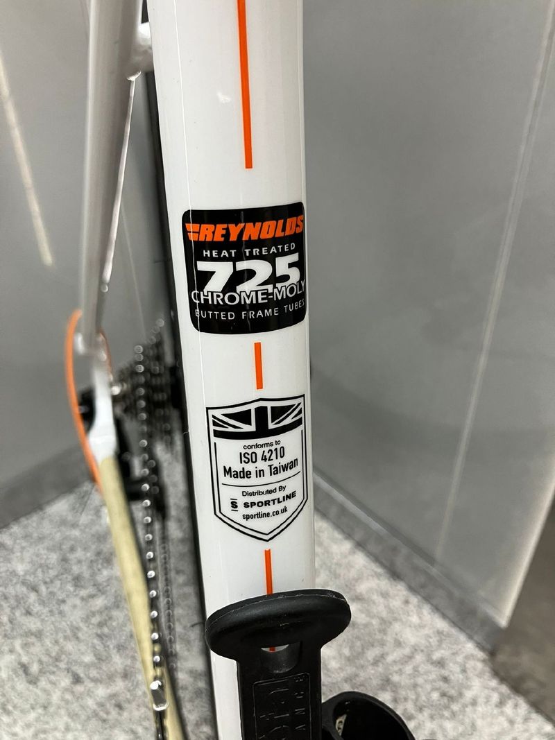 Used Genesis Equilibrium Disc 20 2019 2019 Road & Gravel, White — image 8 of 9