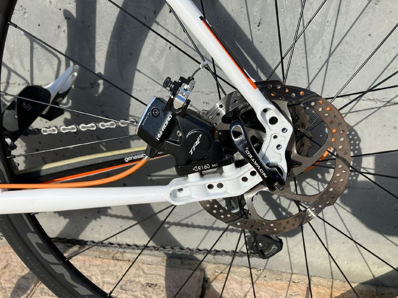 Used Genesis Equilibrium Disc 20 2019 2019 Road & Gravel, White — image 6 of 9