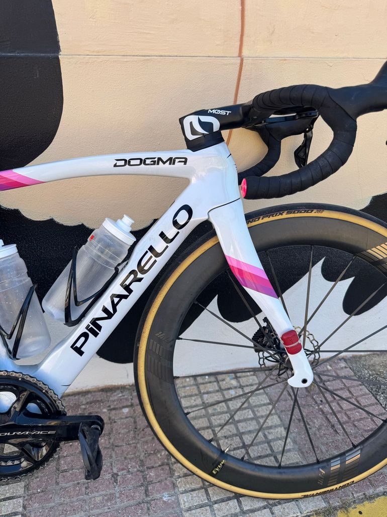 Used Pinarello Dogma Shimano Dura Ace Di2 2025 Road & Gravel, White — image 2 of 10