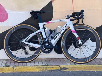 Used Pinarello Dogma Shimano Dura Ace Di2 2025 Road & Gravel, White — image 5 of 10