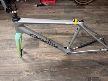 Used Orbea TERRA M20i TEAM 2022 Frameset 2022 Road & Gravel, Gris claro — image 3 of 11