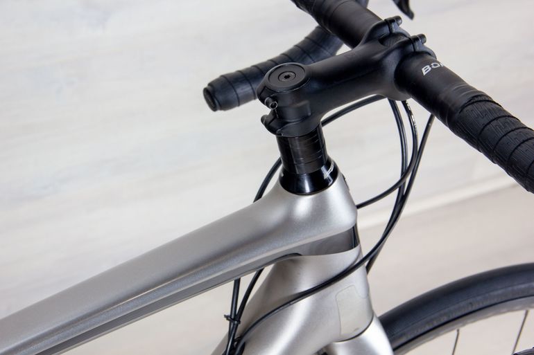 Used Trek Émonda SL 6 2019 Road & Gravel, Light Gray — image 9 of 18