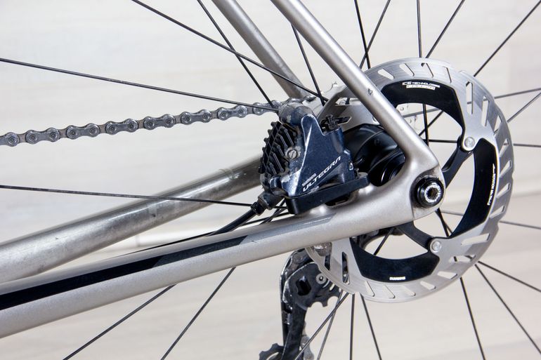 Used Trek Émonda SL 6 2019 Road & Gravel, Light Gray — image 13 of 18