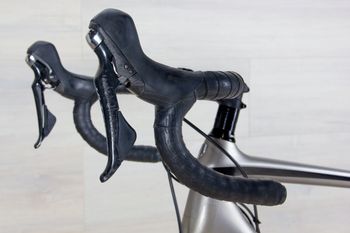 Used Trek Émonda SL 6 2019 Road & Gravel, Light Gray — image 17 of 18