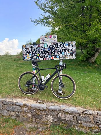Used Canyon Endurace CF SLX Disc 8.0 eTap 2020 2020 Road & Gravel, Black — image 4 of 4