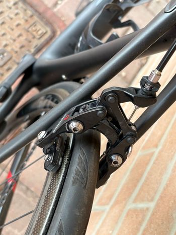 Used Trek Domane SL 6 2018 2018 Road & Gravel, Black — image 5 of 14