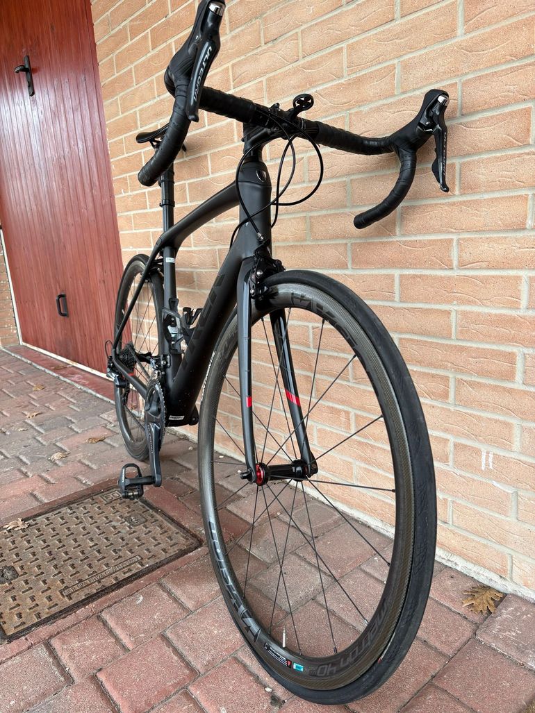 Used Trek Domane SL 6 2018 2018 Road & Gravel, Black — image 12 of 14