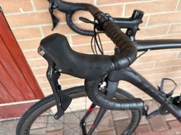 Used Trek Domane SL 6 2018 2018 Road & Gravel, Black — image 4 of 14