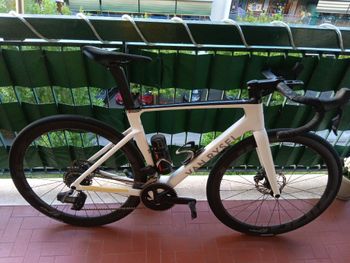 Used vanrysel Vanrysel Custom SRAM Rival eTap AXS 2024 Road & Gravel — image 2 of 3