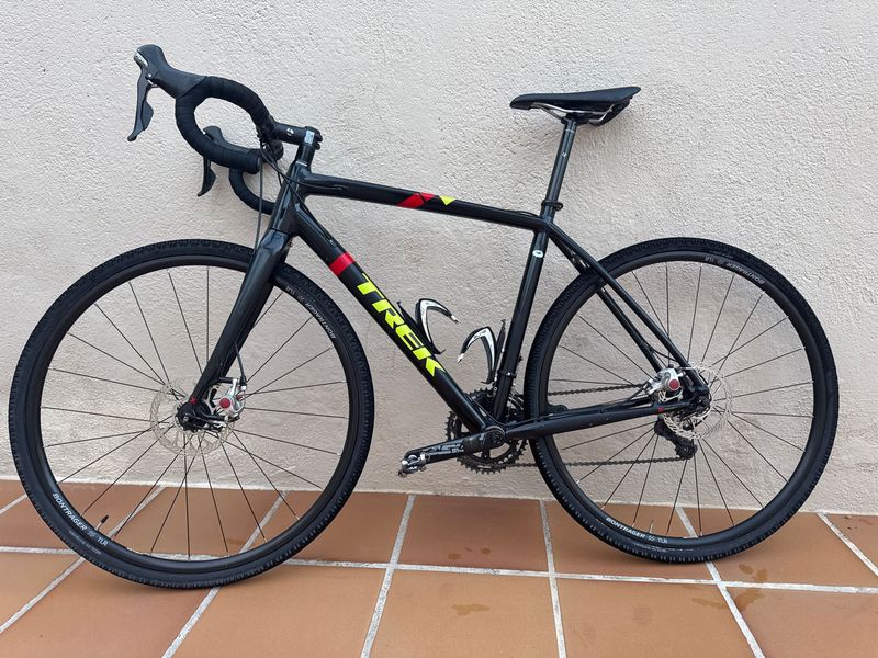 Gebrauchtes Trek Crockett 5 Disc 2016 2016 Road & Gravel, Schwarz — Bild 2 von 8