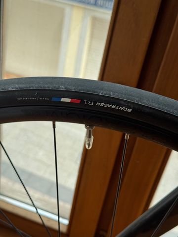 Brugt Trek Émonda SL 5 2023 2023 Road & Gravel — billede 9 af 15