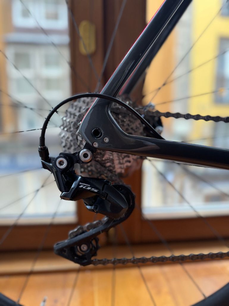 Used Trek Émonda SL 5 2023 2023 Road & Gravel, Black — image 2 of 15