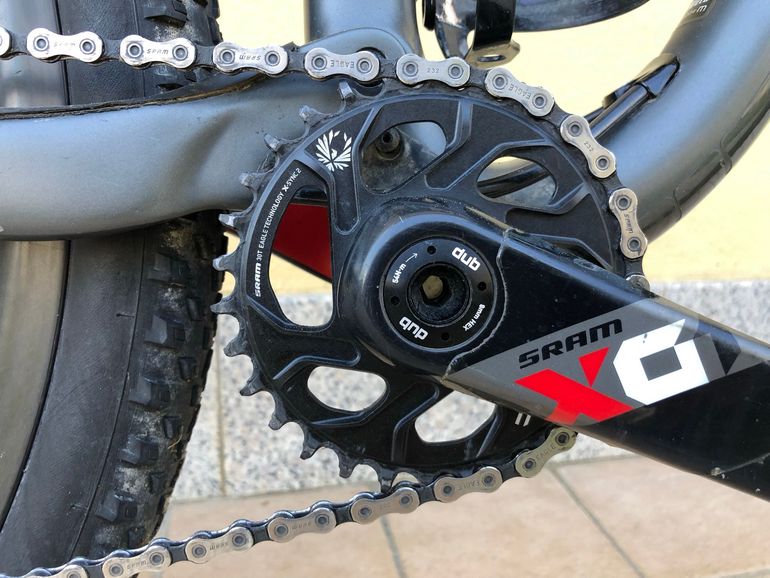Used Specialized Men's Epic Comp Carbon 2018 2018 Mountainbike, Light Gray — image 8 of 9