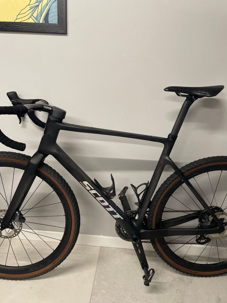 Used Scott Addict Gravel Tuned 2024 Frameset 2024 Road & Gravel — image 4 of 8