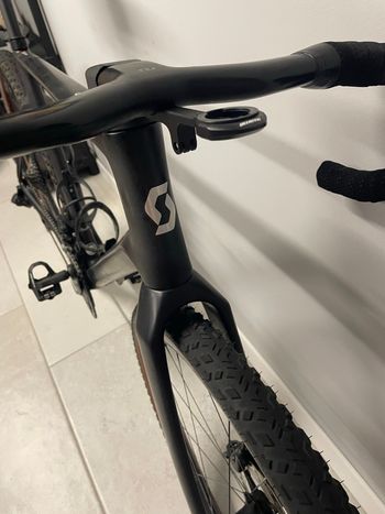 Used Scott Addict Gravel Tuned 2024 Frameset 2024 Road & Gravel — image 6 of 8