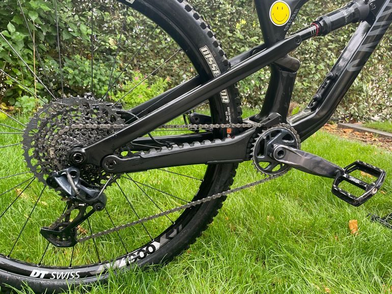 Used Canyon Spectral CF 7.0 2020 2020 Mountainbike, Black, 27.5 — image 3 of 6