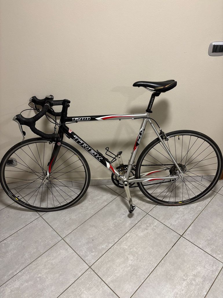 Used Trek 1200 2004 2004 Road & Gravel, Hellgrau — image 2 of 7