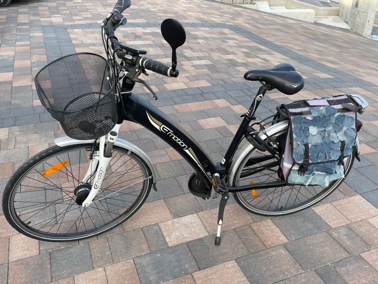 Used BH Bikes Easy Emotion 2018 Urban, Black — image 3 of 5