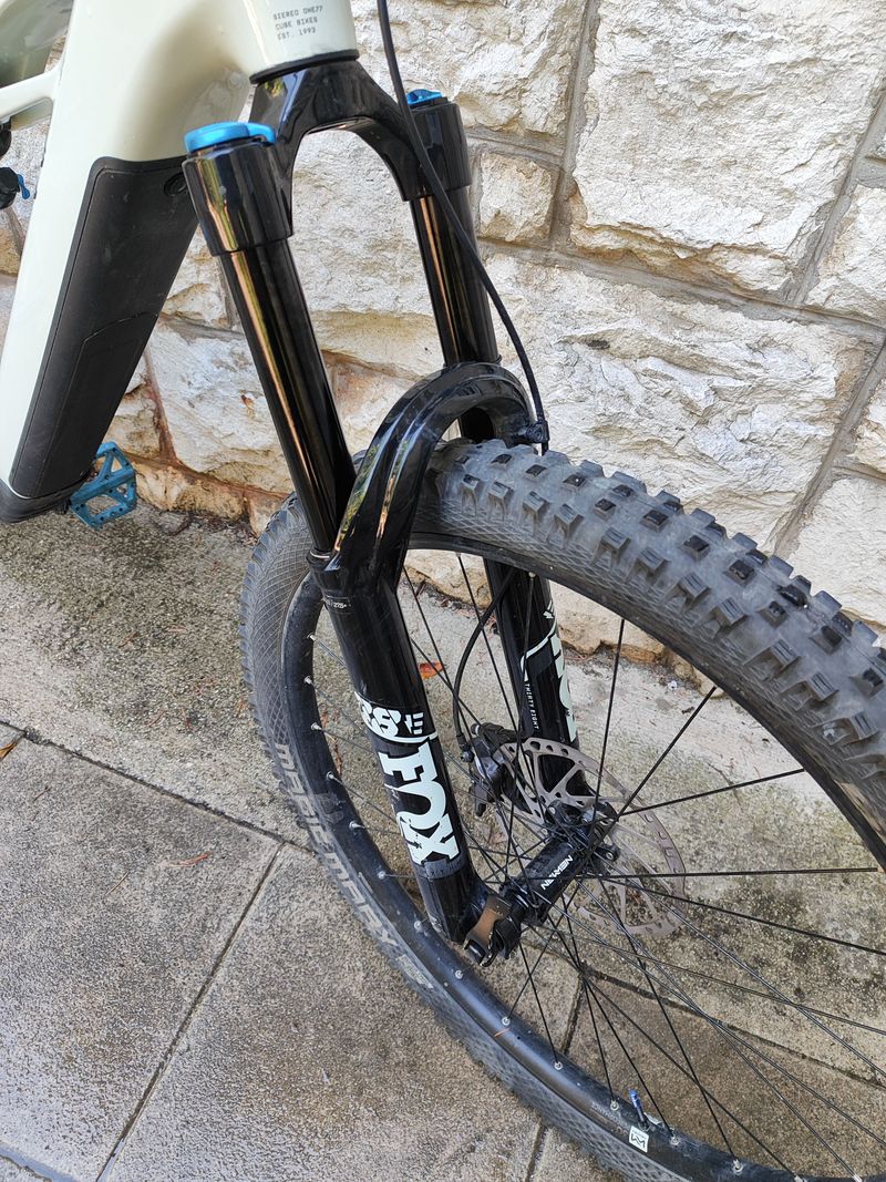 Used CUBE Stereo hybrid Shimano Deore XT 2025 Mountainbike, White, Mixed — image 5 of 12