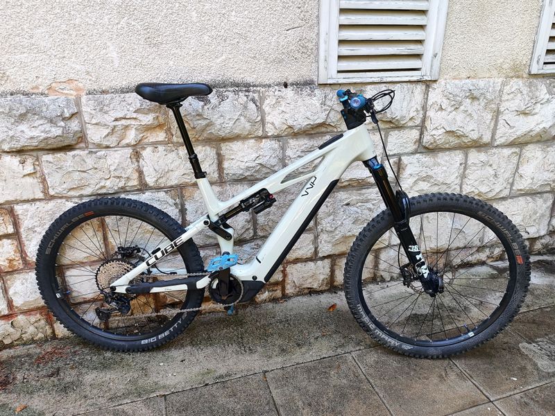 Used CUBE Stereo hybrid Shimano Deore XT 2025 Mountainbike, White, Mixed — image 1 of 12
