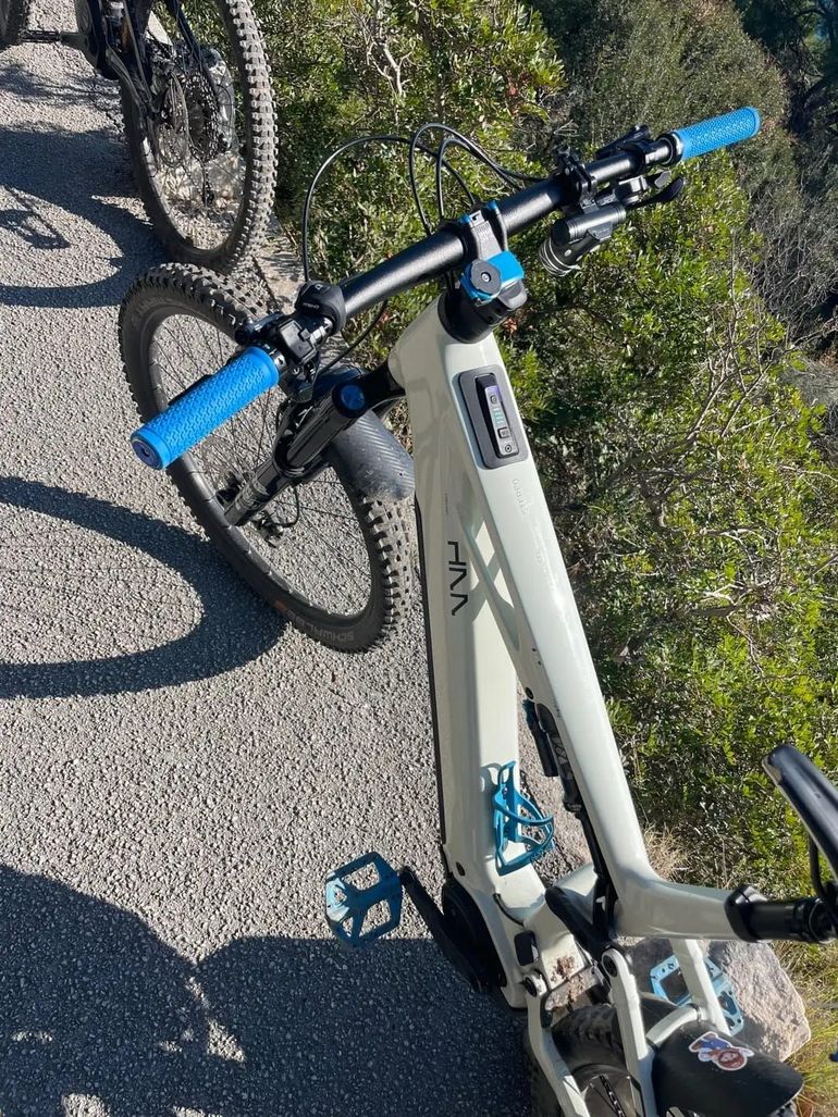 Used CUBE Stereo hybrid Shimano Deore XT 2026 Mountainbike, White — image 4 of 4