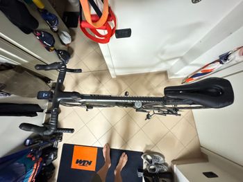 Used Canyon Endurace CF SL Disc 8.0 2020 2020 Road & Gravel — image 6 of 7