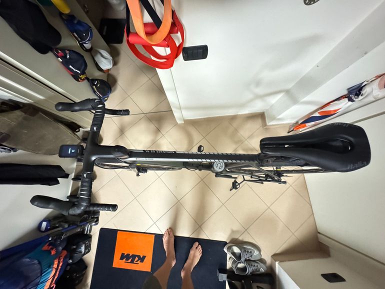 Used Canyon Endurace CF SL Disc 8.0 2020 2020 Road & Gravel — image 6 of 7