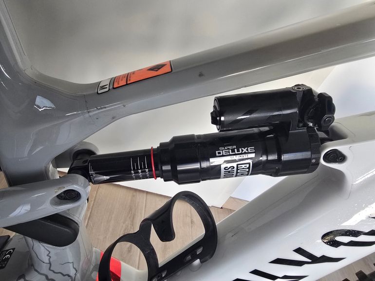 Used Canyon Strive:ON Sram Eagle Transmission GX 2024 Mountainbike, White — image 6 of 10