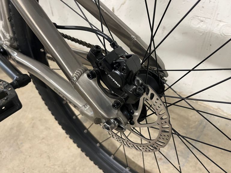 Used Scott Voltage YZ 0.1 2022 2022 Mountainbike, Light Gray — image 10 of 12