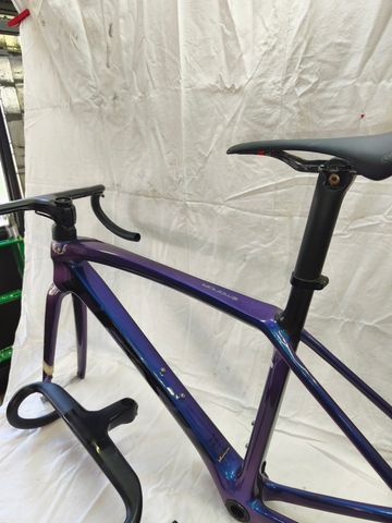 Used Trek Emonda Frameset 2023 Road & Gravel, Purple — image 4 of 11