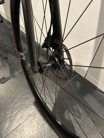 Used Canyon Endurace CF SLX 8 AXS Aero 2024 2024 Road & Gravel — image 9 of 22