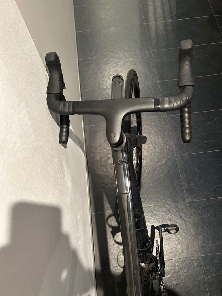 Used Canyon Endurace CF SLX 8 AXS Aero 2024 2024 Road & Gravel — image 4 of 22