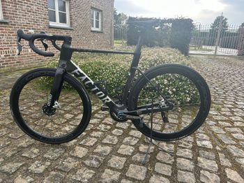 Used Factor OSTRO VAM - SRAM Red w/ Power Meter 2026 2026 Road & Gravel, Black — image 2 of 12