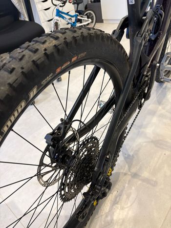 Used Orbea WILD FS M20 2022 2022 Mountainbike, Rosso — image 4 of 6