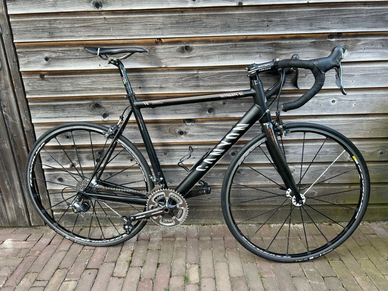 Used Canyon AL 2015 Road & Gravel, Black — image 1 of 4