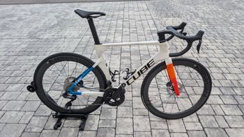 Used CUBE LITENING AERO C:68X, RACE 2026 2026 Road & Gravel, Weiß — image 2 of 9