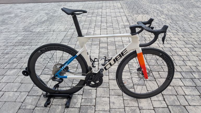 Used CUBE LITENING AERO C:68X, RACE 2026 2026 Road & Gravel, Weiß — image 2 of 9