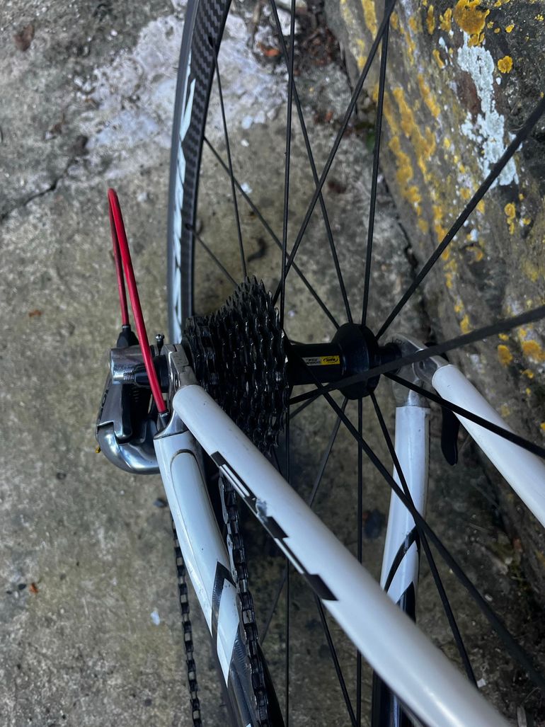 Used BH G6 Shimano 105 2015 Road & Gravel — image 6 of 10