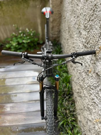 Used BMC fourstroke 01 2017 2017 Mountainbike, Black, 29 — image 8 of 11