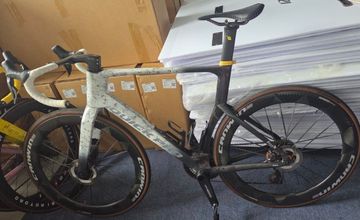 Used Quick Pro Custom Frameset 2026 Road & Gravel, Black — image 3 of 11