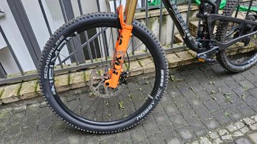 Gebrauchtes Propain Hugene CF 29" Highend 2022 Frameset 2022 Mountainbike, Hellgrau, 29 — Bild 29 von 48